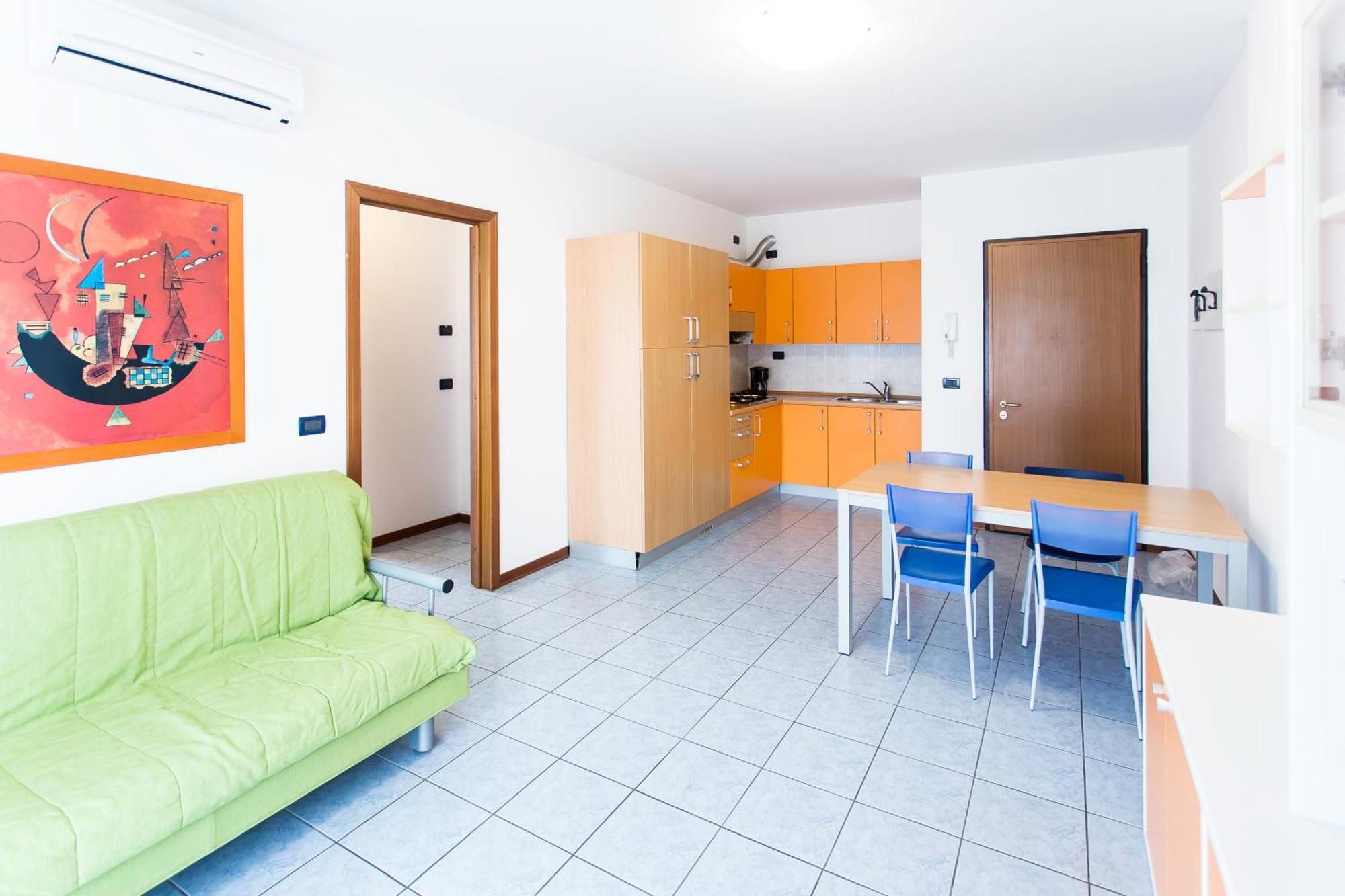Altanea Apartments Con Piscina Каорле Экстерьер фото